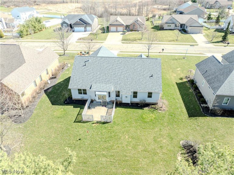 2535 Queensbury Road, Alliance, OH - Photo 2