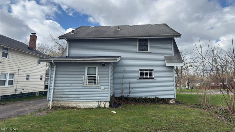 379 Noah Avenue, Akron, OH - Photo 4