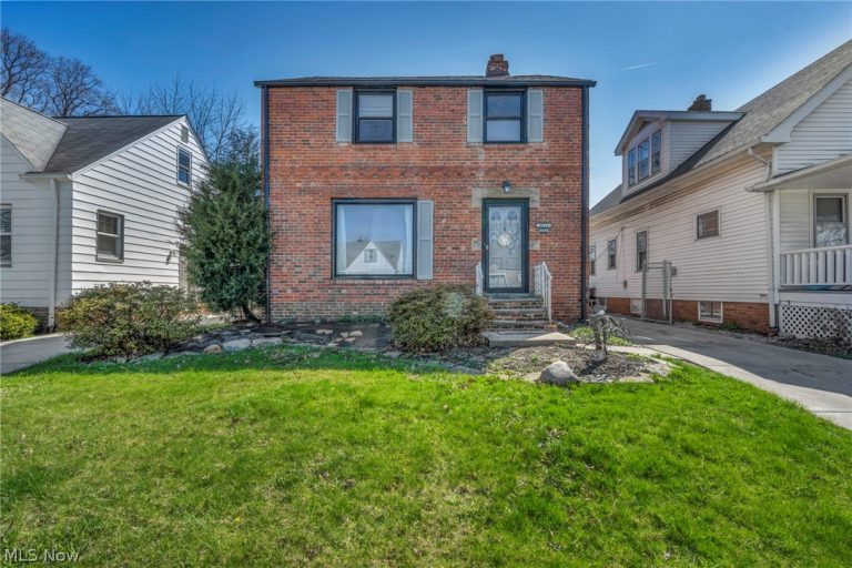 4911 Tuxedo Avenue, Parma, OH - Photo 3