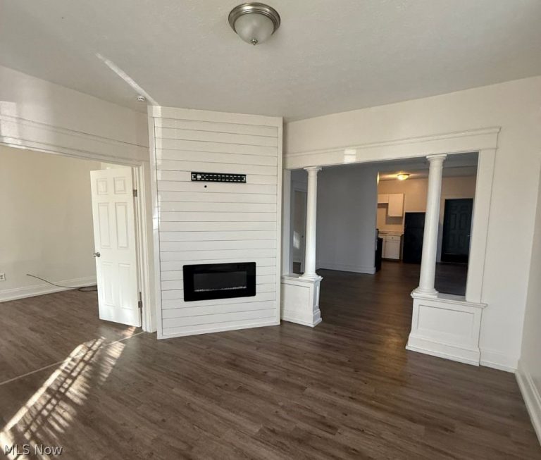 2829 116th Street, Cleveland, OH - Photo 2