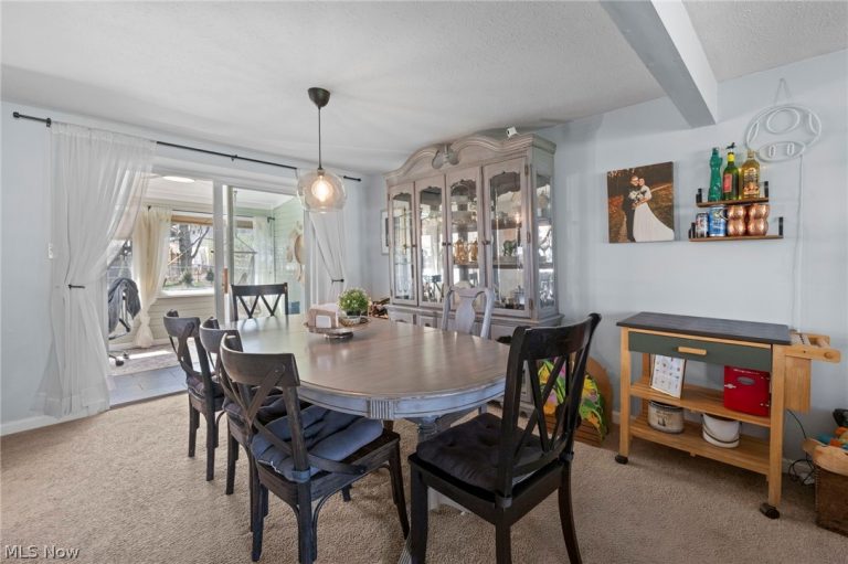 329 Baldwin Drive, Berea, OH - Photo 6