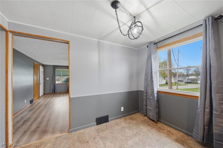 1814 Demington Avenue, Canton, OH - Photo 6