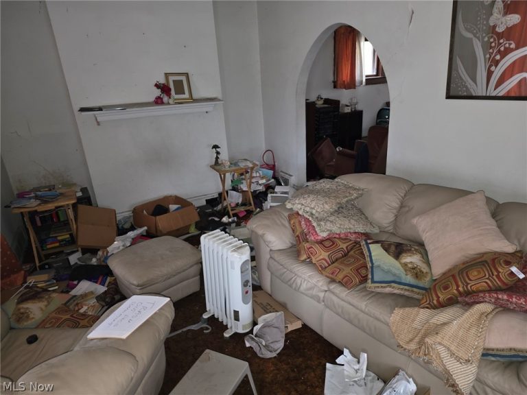 13607 Beaumont Avenue, Cleveland, OH - Photo 6