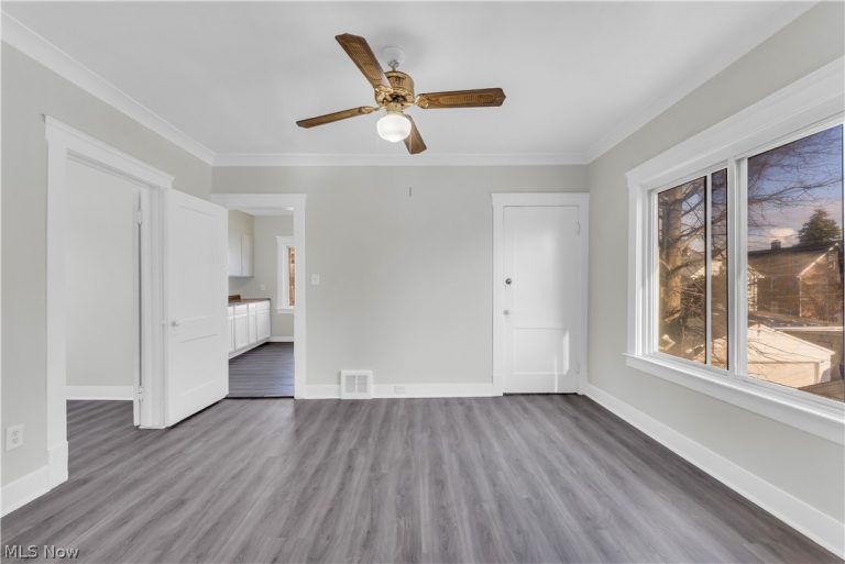 1221 168th Street #UP, Cleveland, OH - Photo 8