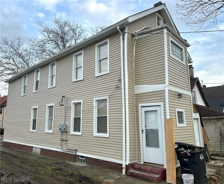 3302 48th Street, Cleveland, OH - Photo 3