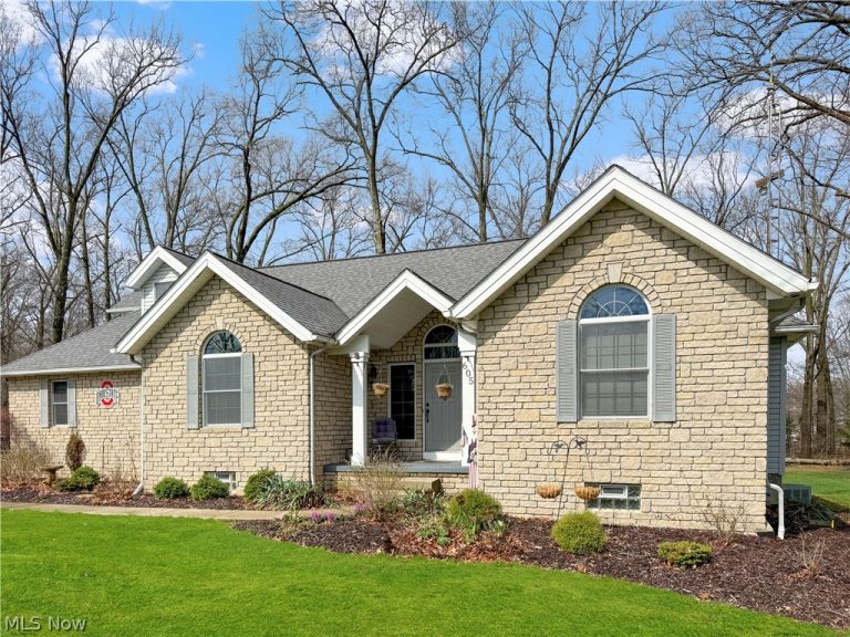 605 Sassafras Drive, Vermilion, OH - Photo 3