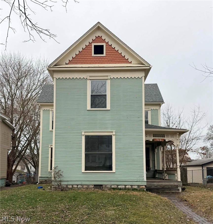 715 Brighton Boulevard, Zanesville, OH