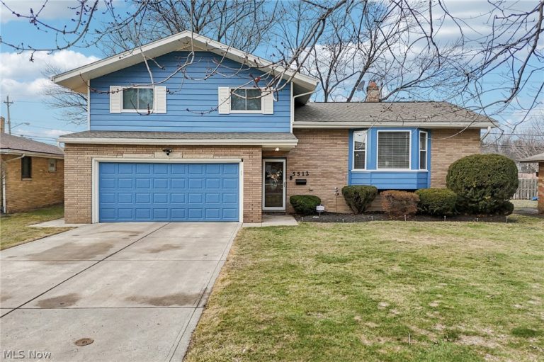 5512 Carol Jean Boulevard, Garfield Heights, OH - Photo 2