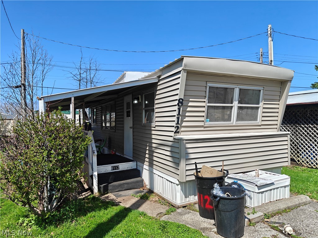 8112 Russell Lane, Cleveland, OH