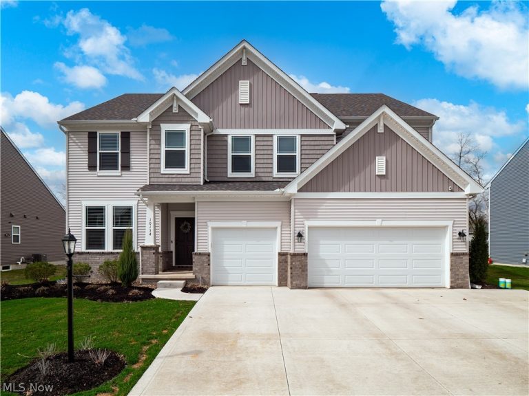 10134 Rosalee Lane, Strongsville, OH, 44136