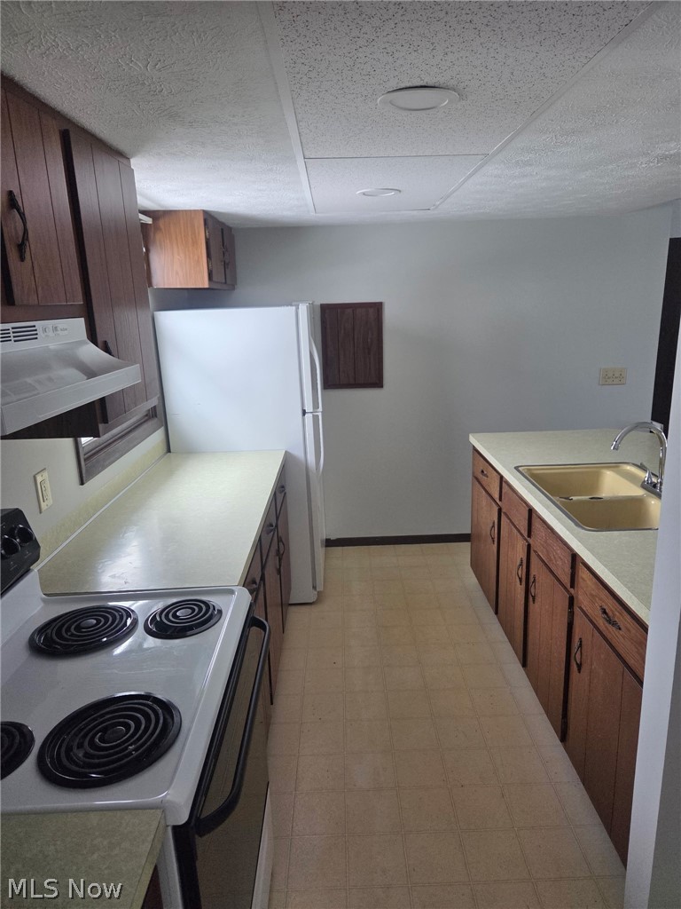 515 Leonard Avenue, Massillon, OH - Photo 2