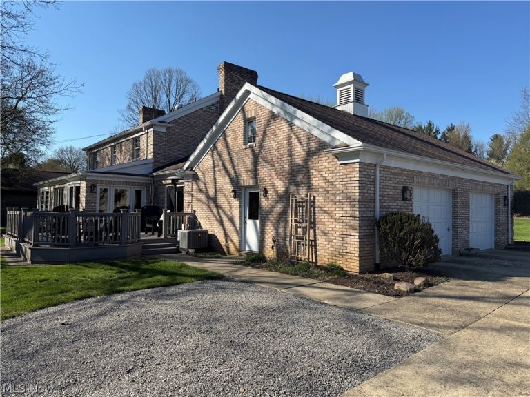 1135 Forsyth Place, East Liverpool, OH - Photo 2
