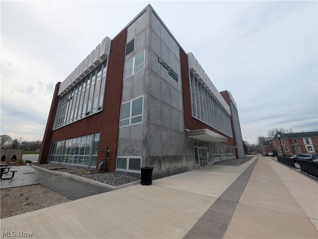 30 Park Place, Painesville, OH