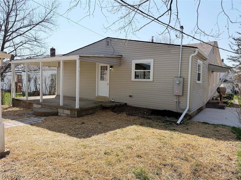 624 College Street, Alliance, OH - Photo 4