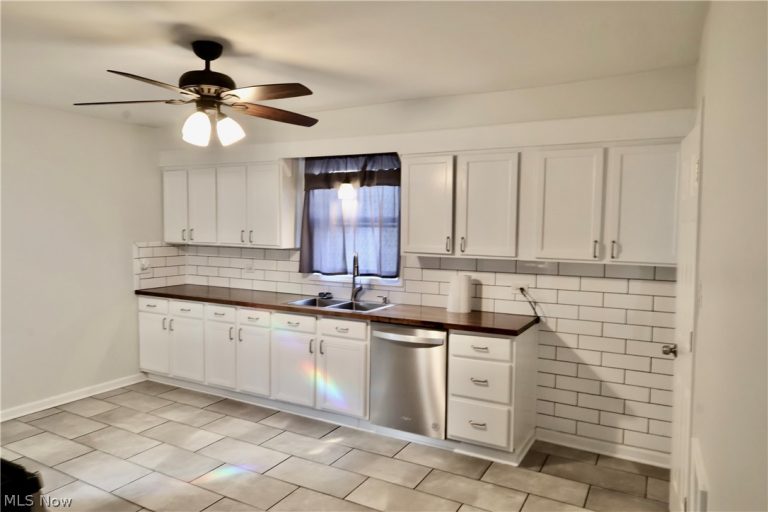 3346 59th Place, Cleveland, OH - Photo 6