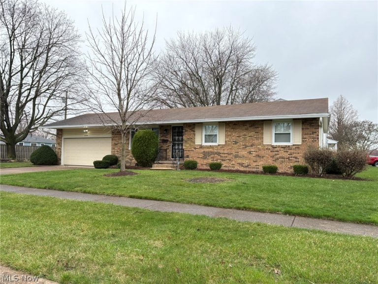 3700 Marshall Avenue, Lorain, OH - Photo 6