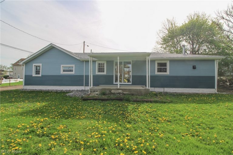 43 Washington Street, East Palestine, OH - Photo 2