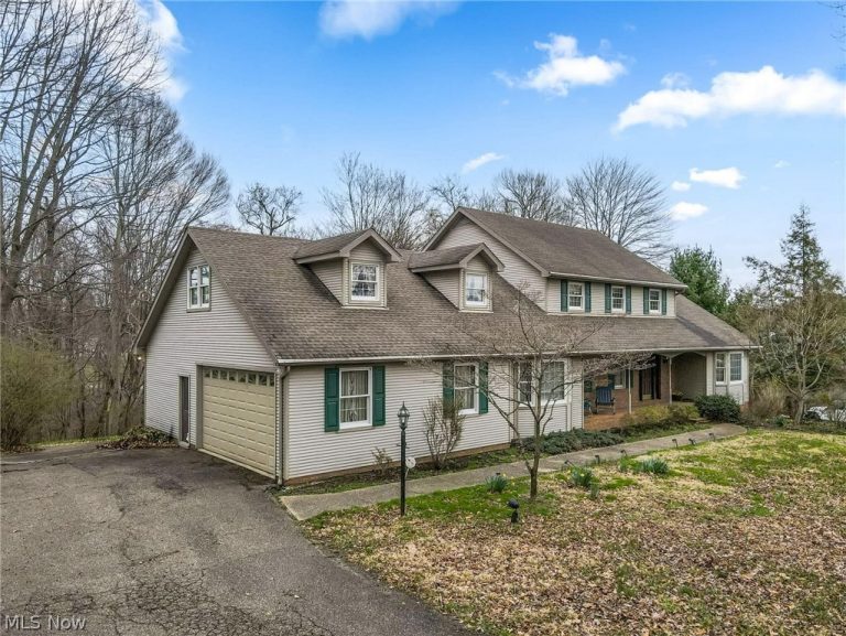 1760 Innisbrook Lane, Zanesville, OH - Photo 3