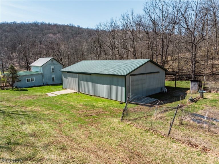 2255 Township Road 34, Killbuck, OH - Photo 8
