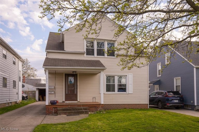 2831 North Avenue, Parma, OH - Photo 3