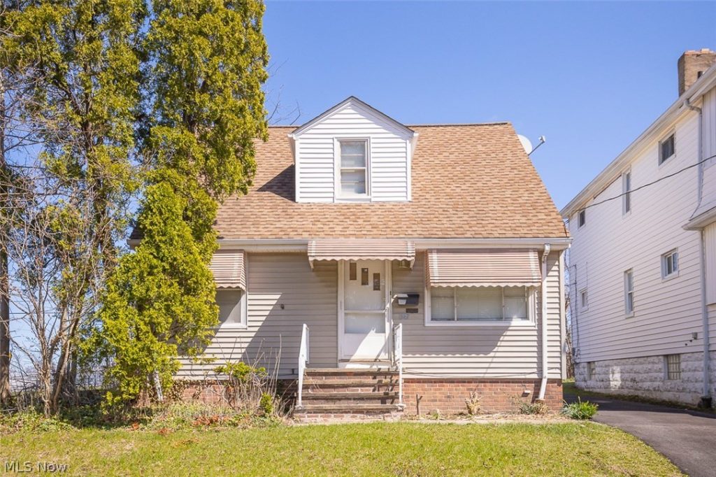 1547 Clermont Road, Cleveland, OH