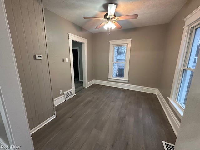 483 Douglas Street, Akron, OH - Photo 3