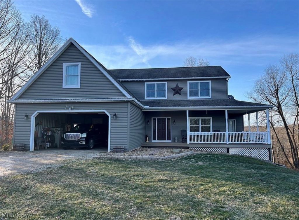 19129 Felton Road, Stewart, OH