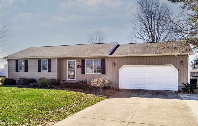 125 Bittersweet Drive, Columbiana, OH, 44408