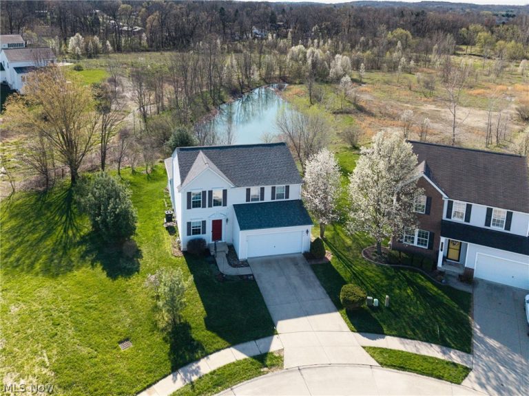 211 Burkdale Court, Wadsworth, OH - Photo 4