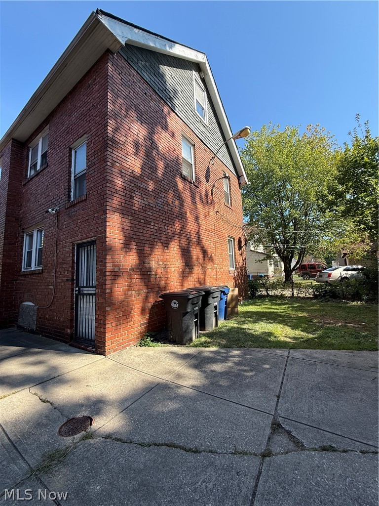 1426 175 Road, Cleveland, OH - Photo 2