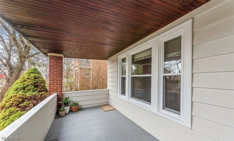 1042 Mozina Drive #1042/DN, Cleveland, OH - Photo 4