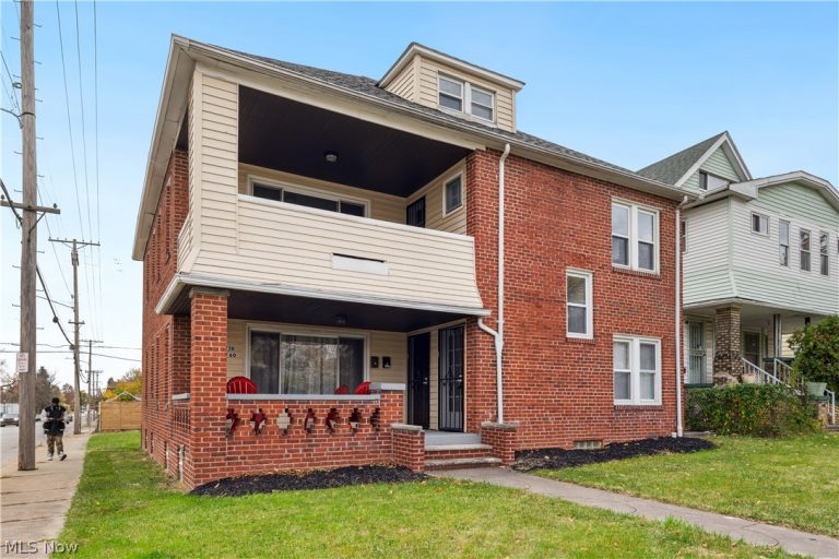 3740 151st Street #UP, Cleveland, OH - Photo 3