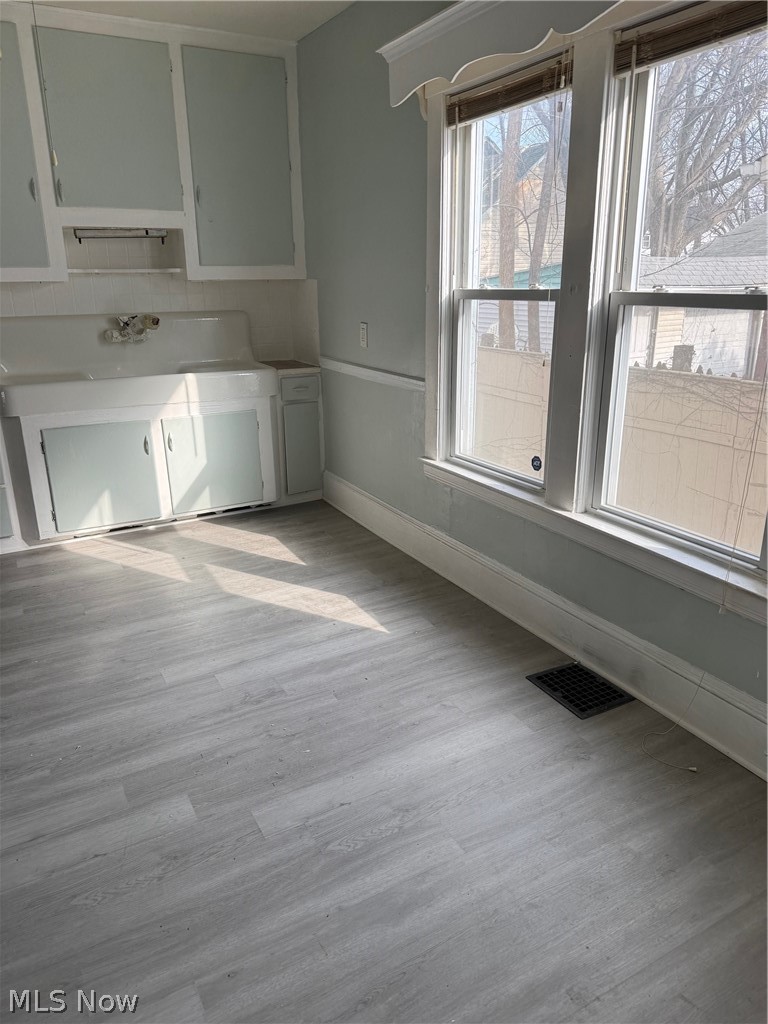 3704 Walton Avenue, Cleveland, OH - Photo 6