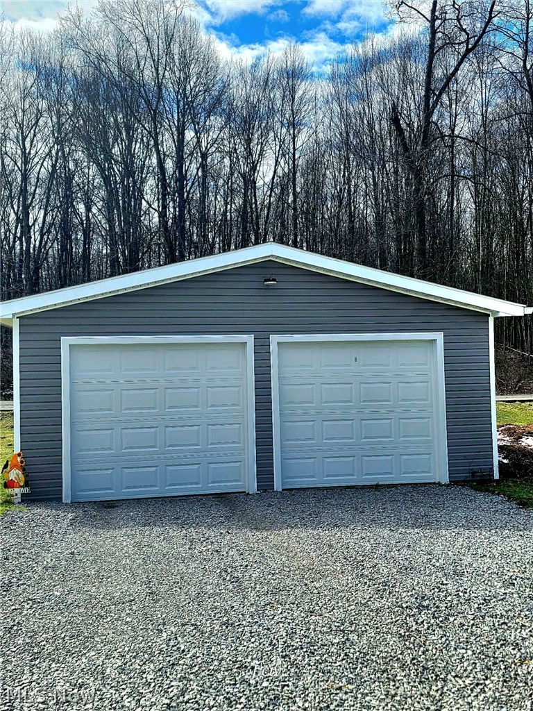 3698 Buena Vista Drive, Hubbard, OH - Photo 2
