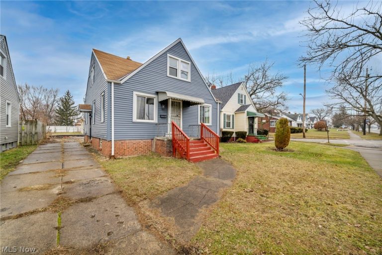 14905 Harvard Avenue, Cleveland, OH - Photo 3