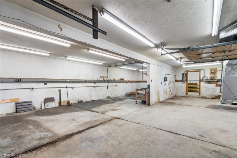 22840 Buck Road, Alliance, OH - Photo 6