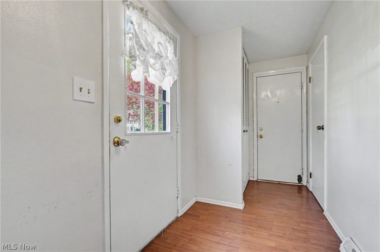 150 Atterbury Boulevard, Hudson, OH - Photo 2
