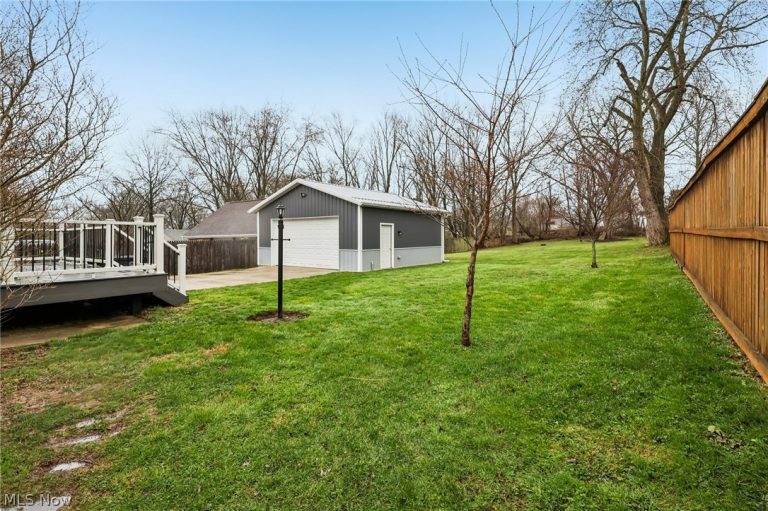 2230 Cooledge Avenue, Akron, OH - Photo 5