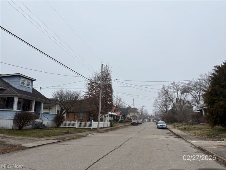 2016 16th Street, Parkersburg, WV - Photo 4