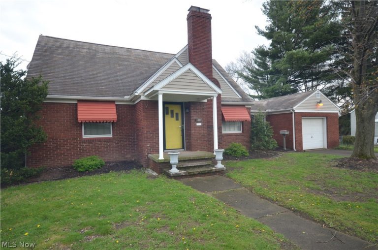 1601 Tonawanda Avenue, Akron, OH - Photo 2