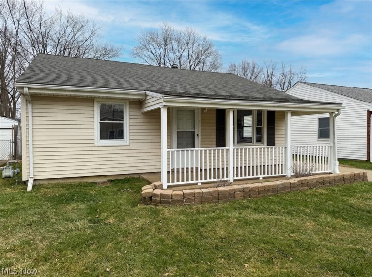409 Wesley Avenue, Elyria, OH - Photo 8