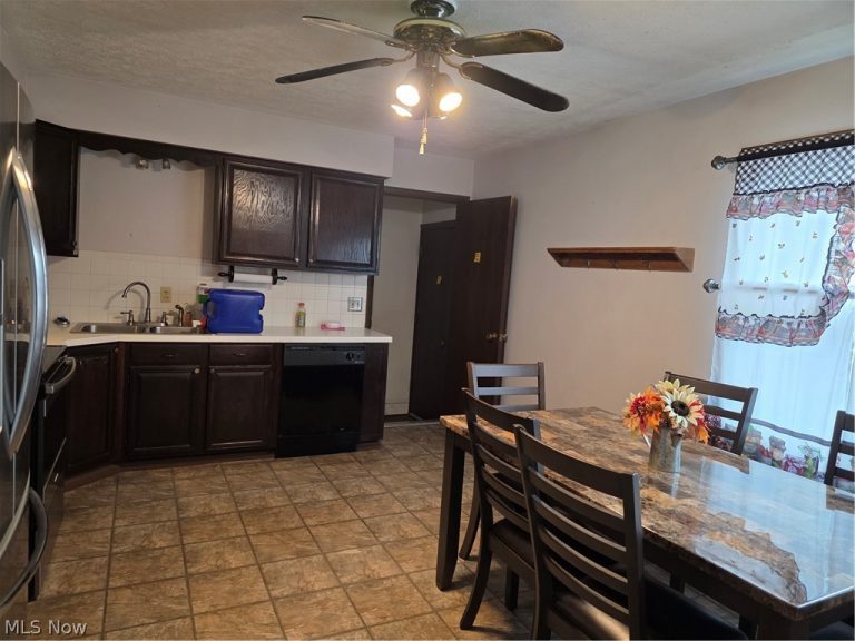 1358 Andrew Avenue, Salem, OH - Photo 3