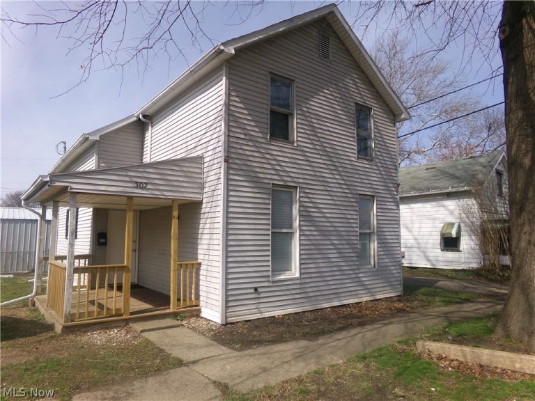307 12th Street, Coshocton, OH - Photo 2