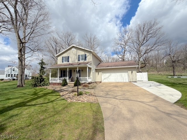 1131 Millbrook Square, Bolivar, OH, 44612