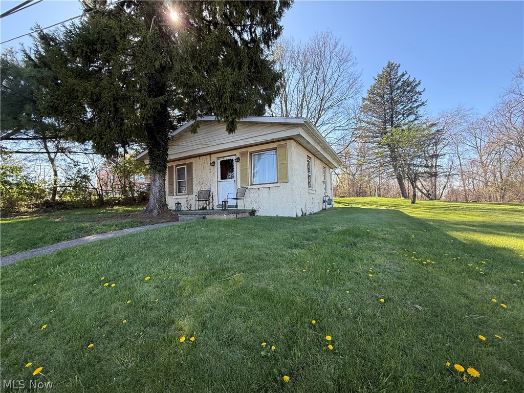 115 Grove Street, Wintersville, OH