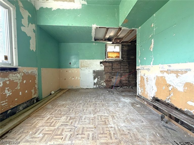 10106 Parmelee Avenue, Cleveland, OH - Photo 5