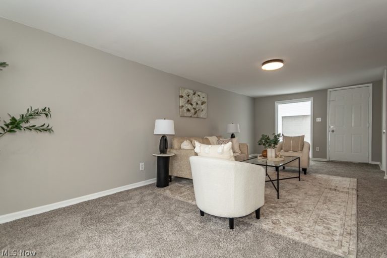 7325 Adkins Road, Mentor, OH - Photo 8