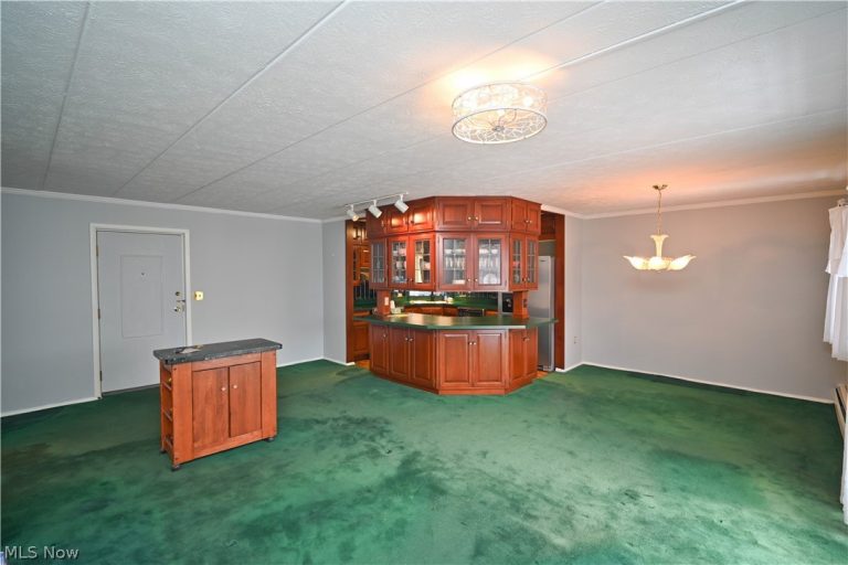5200 West Boulevard #505, Youngstown, OH - Photo 8