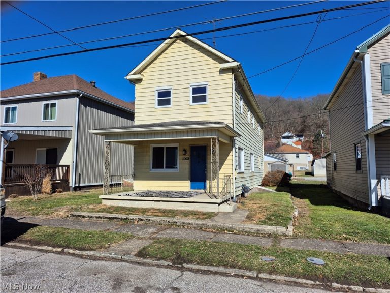 1002 Second Avenue, New Cumberland, WV - Photo 2