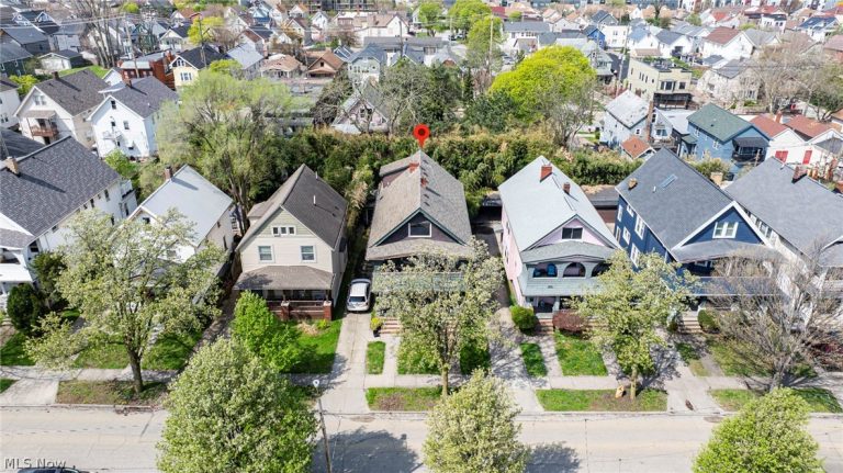 1330 64th Street, Cleveland, OH - Photo 3